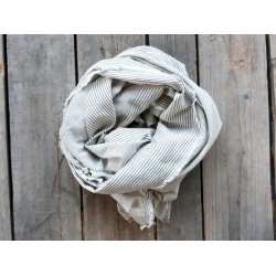 Lyst trklde med striber